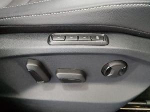 Volkswagen T-Roc 2.0TSI 4Motion R-Line - Image 14