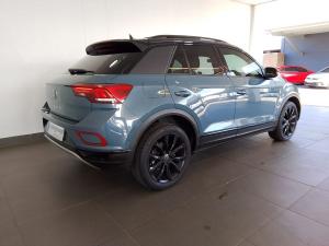 Volkswagen T-Roc 2.0TSI 4Motion R-Line - Image 7