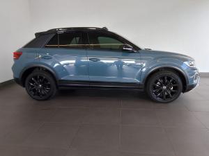 Volkswagen T-Roc 2.0TSI 4Motion R-Line - Image 8