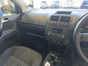 Volkswagen Polo Vivo hatch 1.4 Trendline auto - Image 10