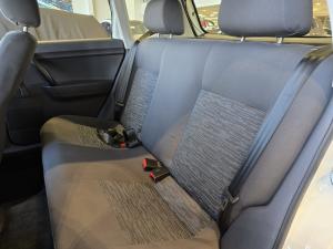 Volkswagen Polo Vivo hatch 1.4 Trendline auto - Image 11