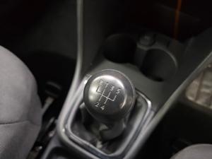 Volkswagen Polo Vivo hatch 1.4 Trendline - Image 6