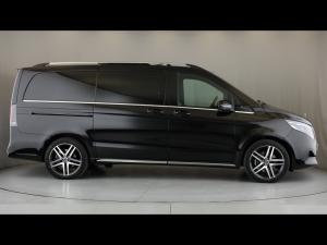 Mercedes-Benz V-Class V300d Exclusive - Image 3