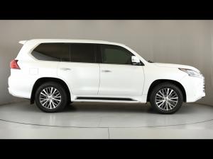 Lexus LX 5.7 V8 - Image 3