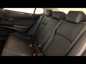 Lexus ES 250 EX - Image 21