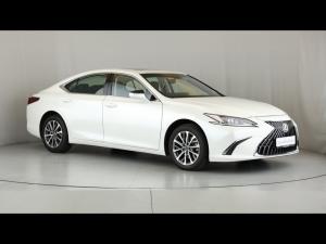 Lexus ES 250 EX - Image 1