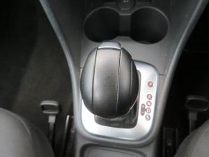 Volkswagen Polo Vivo 1.6 Comfortline TIP - Image 15