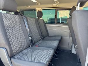 Volkswagen Transporter 2.0TDI Kombi SWB Trendline auto - Image 8