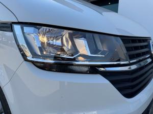 Volkswagen Transporter 2.0TDI Kombi SWB Trendline auto - Image 9