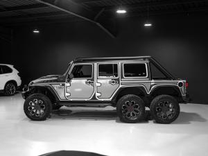 Jeep Wrangler 3.6L Rubicon - Image 13