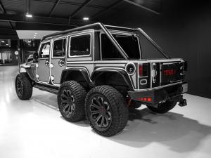 Jeep Wrangler 3.6L Rubicon - Image 3