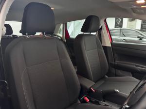Volkswagen Polo hatch 1.0TSI Comfortline - Image 8