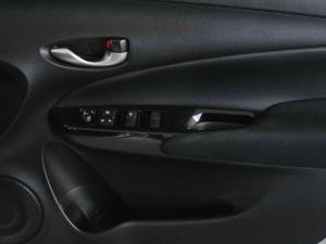 Toyota Yaris 1.5 Xs auto - Image 16