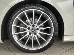 Mercedes-Benz A-Class A200 AMG Line auto - Image 3