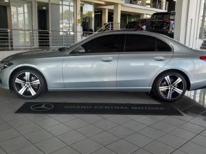 Mercedes-Benz C-Class C200 Avantgarde - Image 4