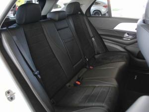 Mercedes-Benz GLE GLE300d 4Matic - Image 17