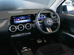 Mercedes-Benz GLA GLA200 Progressive - Image 10
