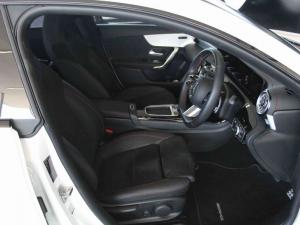 Mercedes-Benz CLA CLA200 Progressive - Image 11