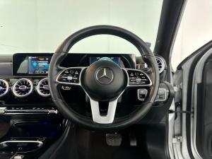 Mercedes-Benz A 200 automatic - Image 12
