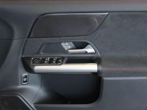 Mercedes-Benz GLA GLA200 Progressive - Image 14