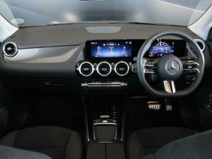 Mercedes-Benz GLA GLA200 Progressive - Image 7