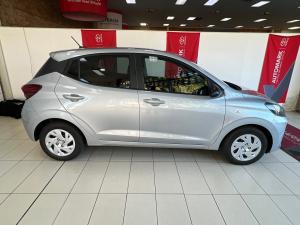Hyundai Grand i10 1.0 Premium hatch - Image 3