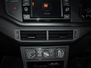 Volkswagen Polo 1.0 TSI - Image 11