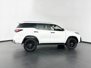 Toyota Fortuner 2.8GD-6 VX automatic - Image 6