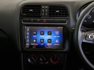 Volkswagen Polo Vivo hatch 1.4 Life - Image 11