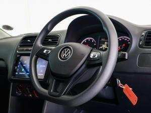 Volkswagen Polo Vivo hatch 1.4 Life - Image 9