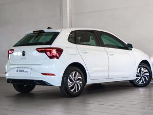 Volkswagen Polo hatch 1.0TSI - Image 18