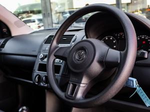 Volkswagen Polo Vivo hatch 1.4 Trendline - Image 8