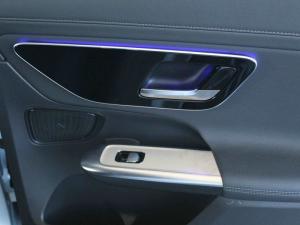 Mercedes-Benz GLC GLC300d 4Matic Avantgarde - Image 20