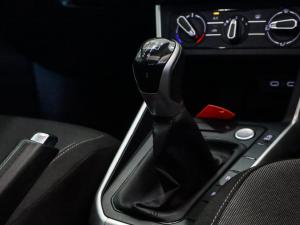 Volkswagen Polo hatch 1.0TSI Life manual - Image 12