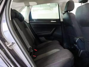 Volkswagen Polo hatch 1.0TSI Life manual - Image 15