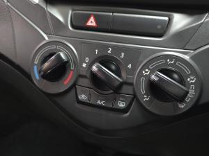 Toyota Starlet 1.4 XS auto - Image 6