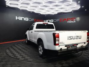 Isuzu D-Max Gen 6 250 single cab Fleetside safety - Image 4
