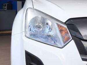 Isuzu D-Max 250 double cab Hi-Ride - Image 7