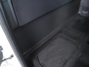 Isuzu D-Max 250 Extended cab Hi-Ride auto - Image 13