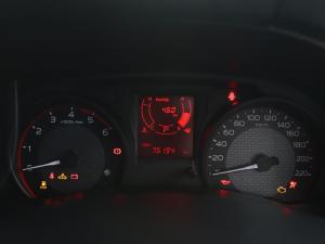 Isuzu D-Max 250 Extended cab Hi-Ride auto - Image 9