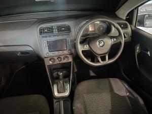 Volkswagen Polo Vivo hatch 1.6 Comfortline auto - Image 9