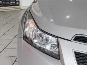 Chevrolet Cruze sedan 1.8 LS - Image 11