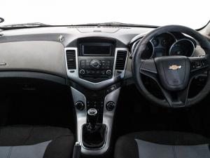 Chevrolet Cruze sedan 1.8 LS - Image 15