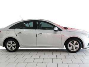 Chevrolet Cruze sedan 1.8 LS - Image 8