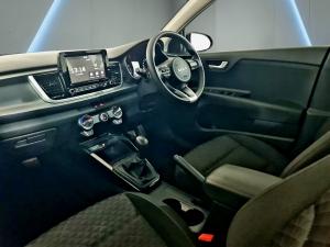 Kia Rio hatch 1.2 LS - Image 10