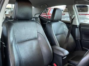 Toyota Corolla 1.8 Prestige - Image 17