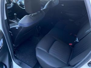 Toyota Starlet 1.5 XR manual - Image 8