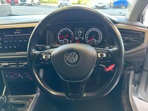 Volkswagen Polo hatch 1.0TSI Comfortline - Image 12