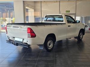 Toyota Hilux 2.0 chassis cab - Image 5