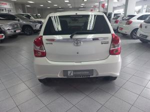 Toyota Etios hatch 1.5 Sprint - Image 5